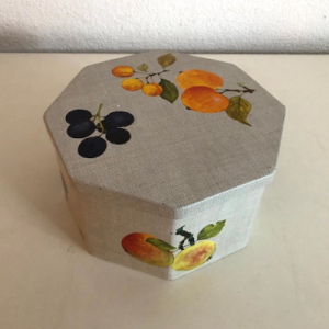 IRA container fruit decor