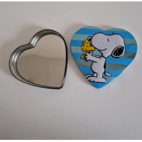 Red Snoopy sweets container