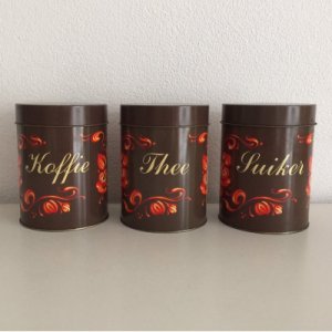 3x Brown containers - pink roses