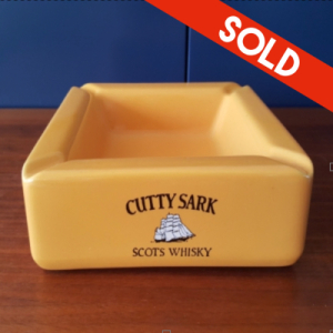 Cutty Sark whiskey asbak