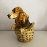 Dog in basket XL statue