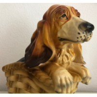 Dog in basket XL statue