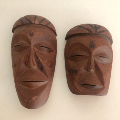 Pair African masks 