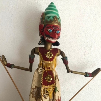 Wayang doll red - green