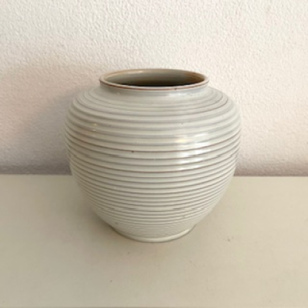 ADCO Ceramic vase