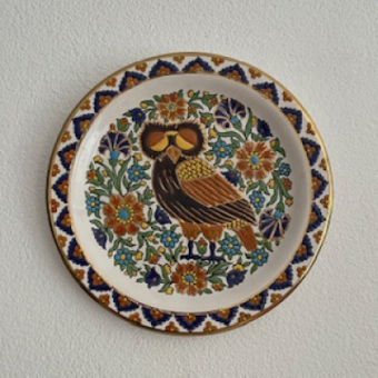 Mika uil wandbord goud