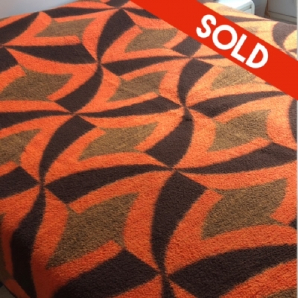 Graphic Didas blanket