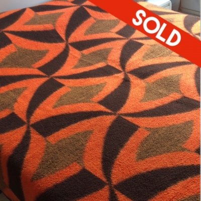 Graphic Didas blanket Graphic Didas blanket