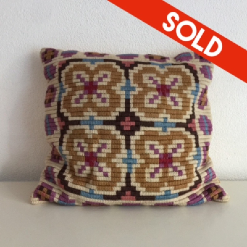 Vintage knotted pillow