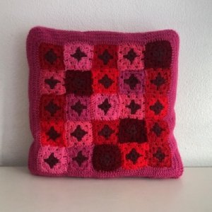 Granny square pillow - pink and red 