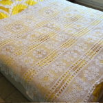 Wit gehaakt plaid bloemen