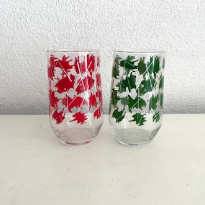 2 Sixties glasses RG