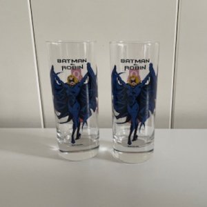 2x Batgirl glazen
