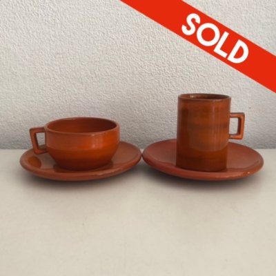 2x Hofra cup and saucer 2x Hofra cup and saucer