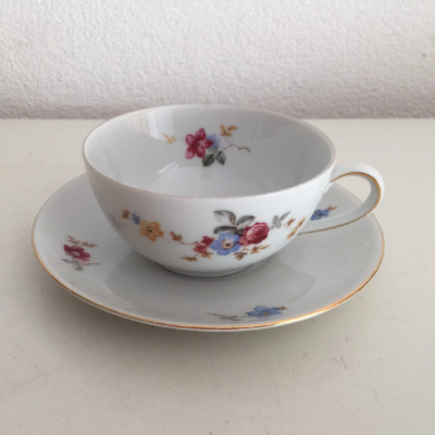 Vintage kop en schotel Vintage kop en schotel