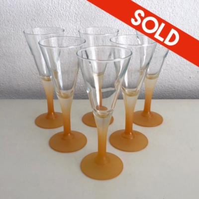 6x Champagne glazen - oranje voet 6x Champagne glazen - oranje voet