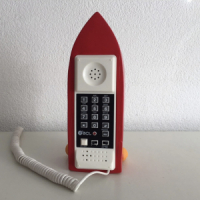 Garfield surfboard telephone