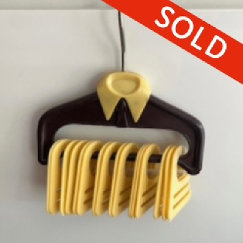 Stropdas hanger - bruin