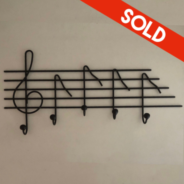 Music notes coat rack