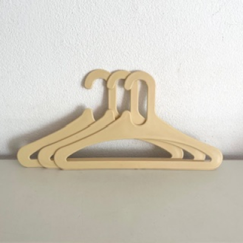 Kleding hangers - beige