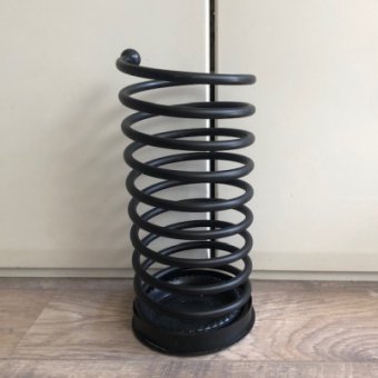 Spiral umbrella stand