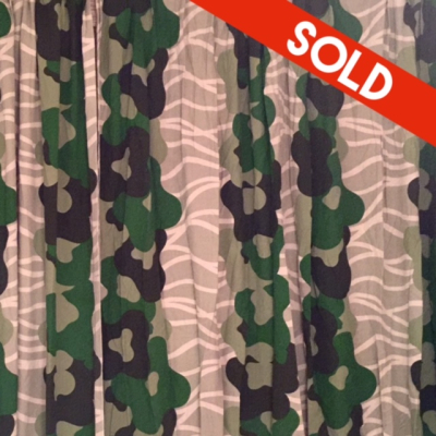 Funky psychedelic curtains - green