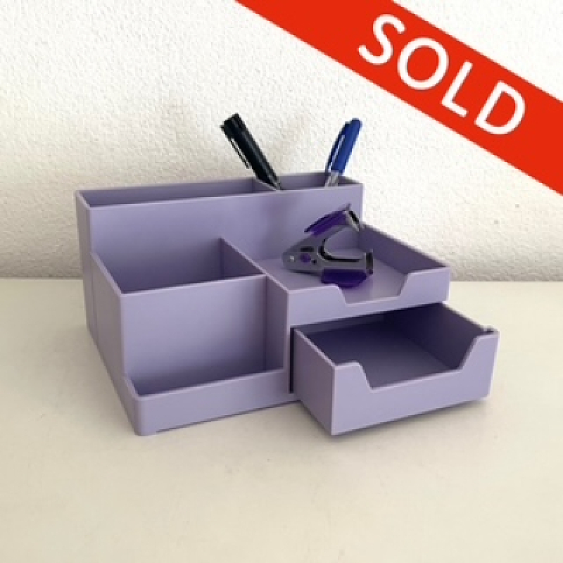 Lila purple pencil holder