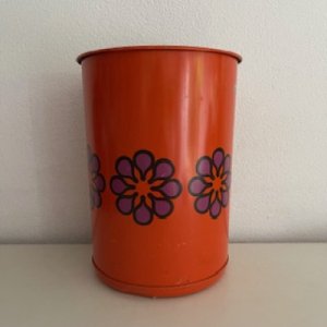 Brabantia trash can orange