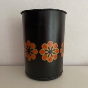Brabantia trash can black