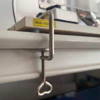 Bruine 50s snijmachine