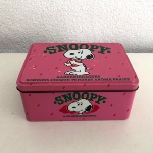 Roze Snoopy snoepjes blik