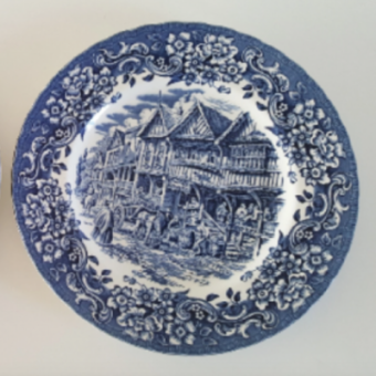 Royal Tudor Ware Plates