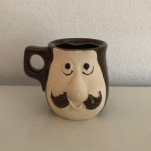 Funny moustache mug - beige