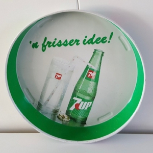  7UP serving tray - seven up