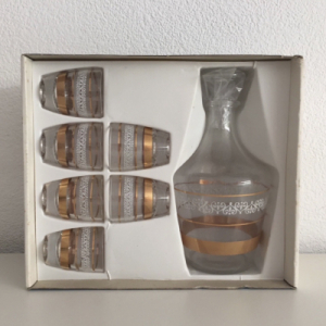 Vintage liquor set 