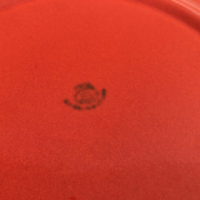 Oranje keramische puddingvorm