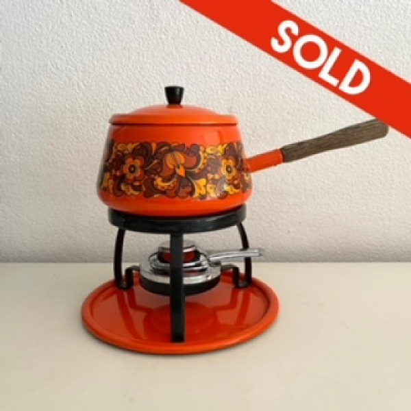 Psychedelic fondue pan