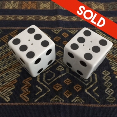 Dices salt and pepper shakers Dices salt and pepper shakers