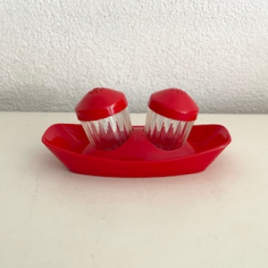 Emsa salt pepper shakers red