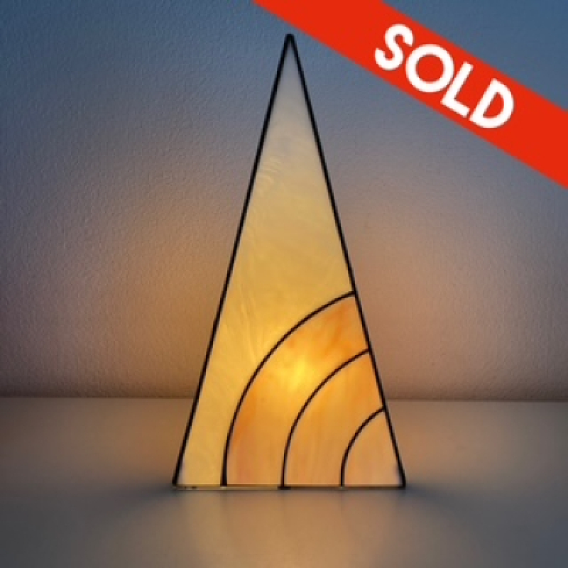 Stained glass 3D triangle lamp 