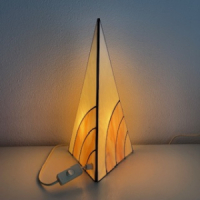 Stained glass 3D triangle lamp 