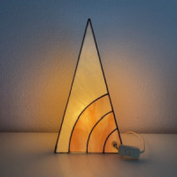 Stained glass 3D triangle lamp 