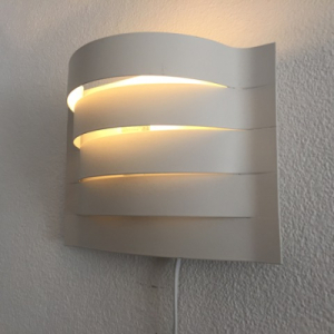 Wave slats wall lamp