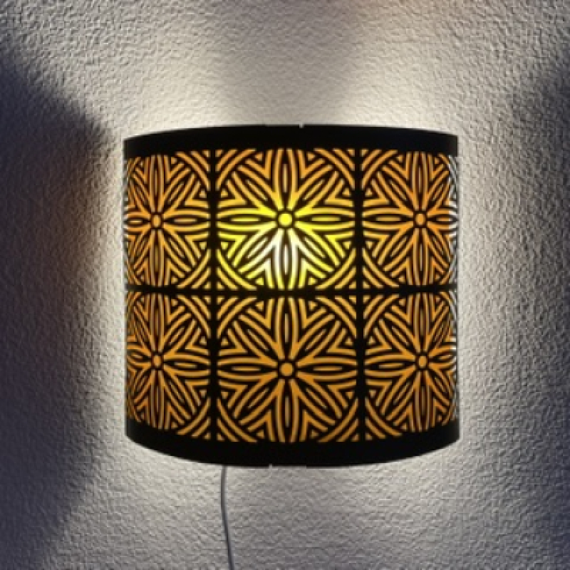 Massive Aaliyah wandlamp 