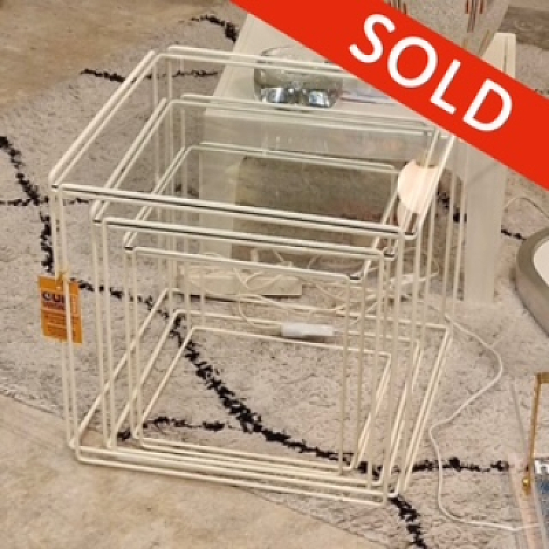 3 Max Sauze nest tafels