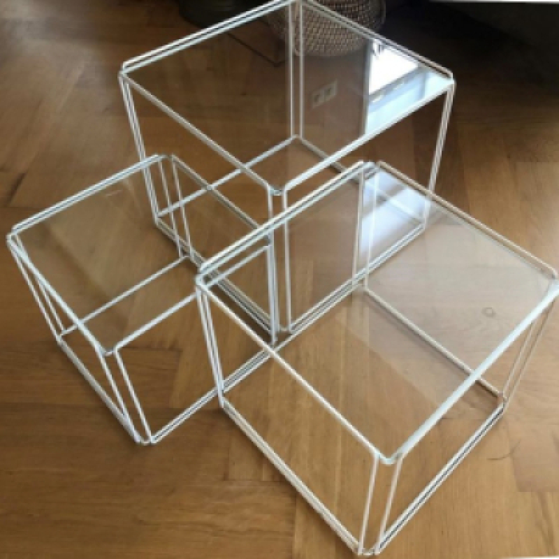 3 Max Sauze nesting tables