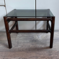 Manou 70s side table