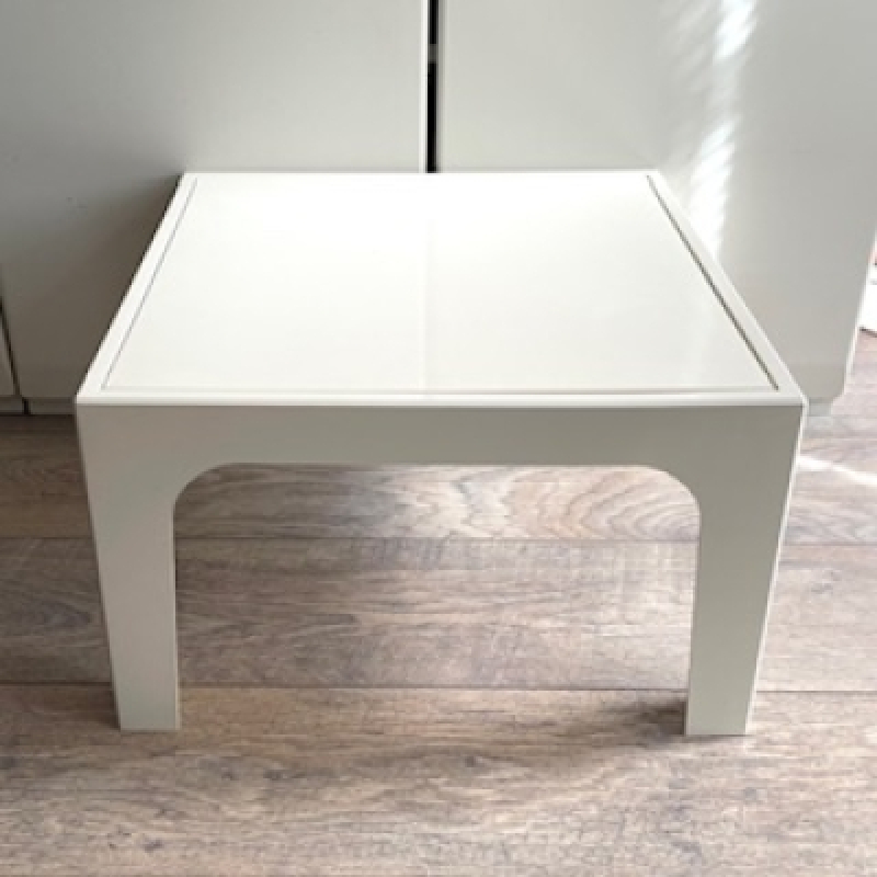 Creme white Flair side table