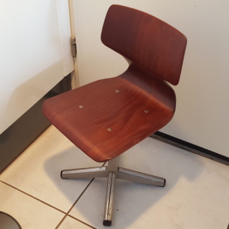 Plywood kinder stoel