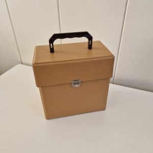 single case beige brown